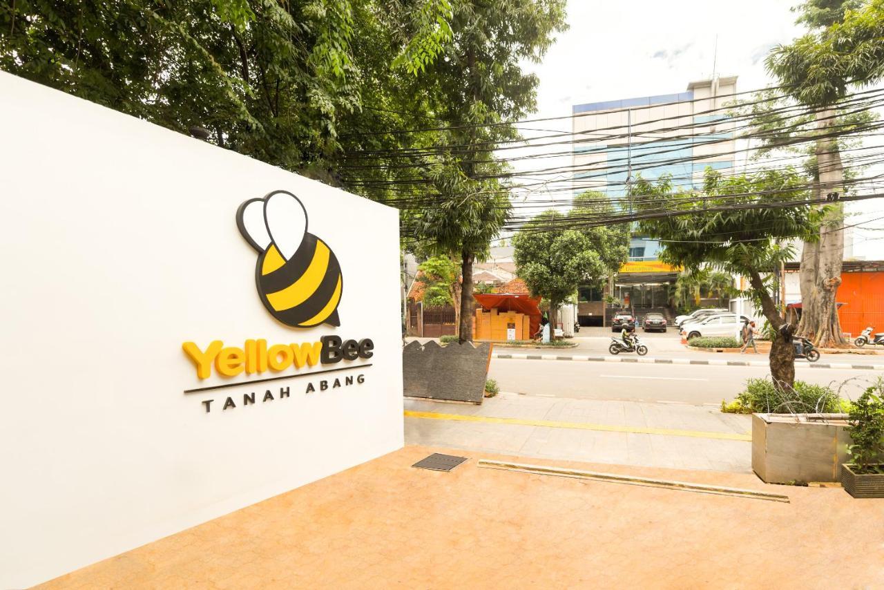 Yellow Bee Tanah Abang Yakarta Exterior foto